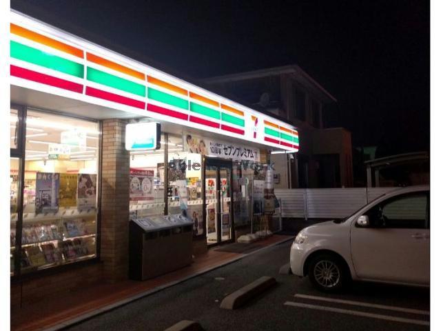 コンビニ　セブンイレブン熊谷市役所前店（コンビニ）まで444m