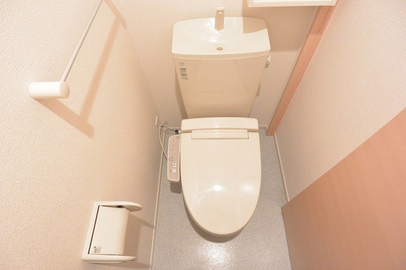 トイレ　トイレ