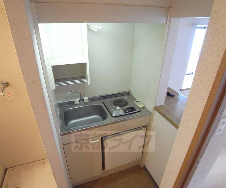 キッチン　コンパクトなキッチンです。