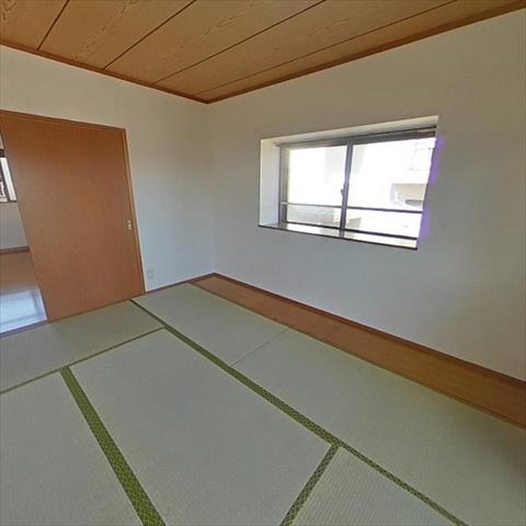 サンリッチ藤の居間写真