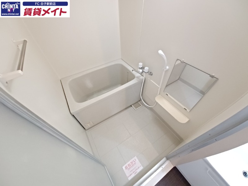 バス・シャワールーム　同型参考写真