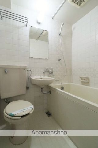 東急世田谷線 三軒茶屋駅 徒歩10分 12階建 築42年の風呂写真