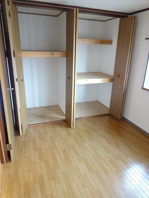 収納　同物件別号室のお写真です。