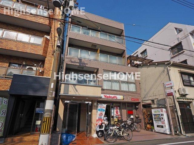 建物外観　落ち着いた雰囲気の外観です