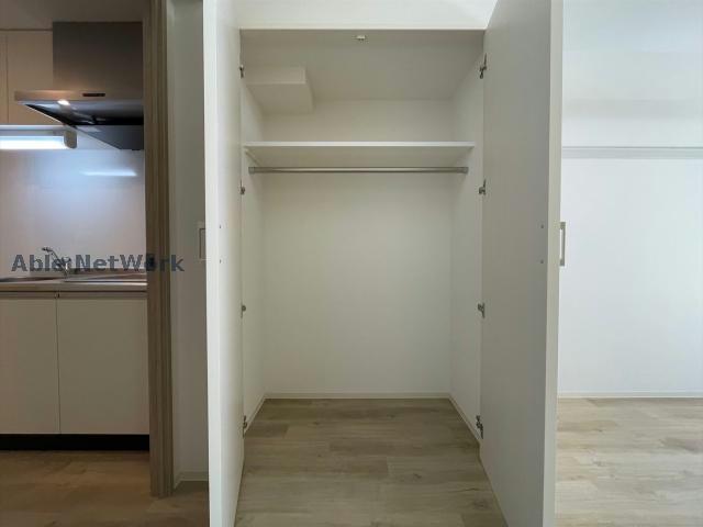 収納　※同物件別部屋の写真です。