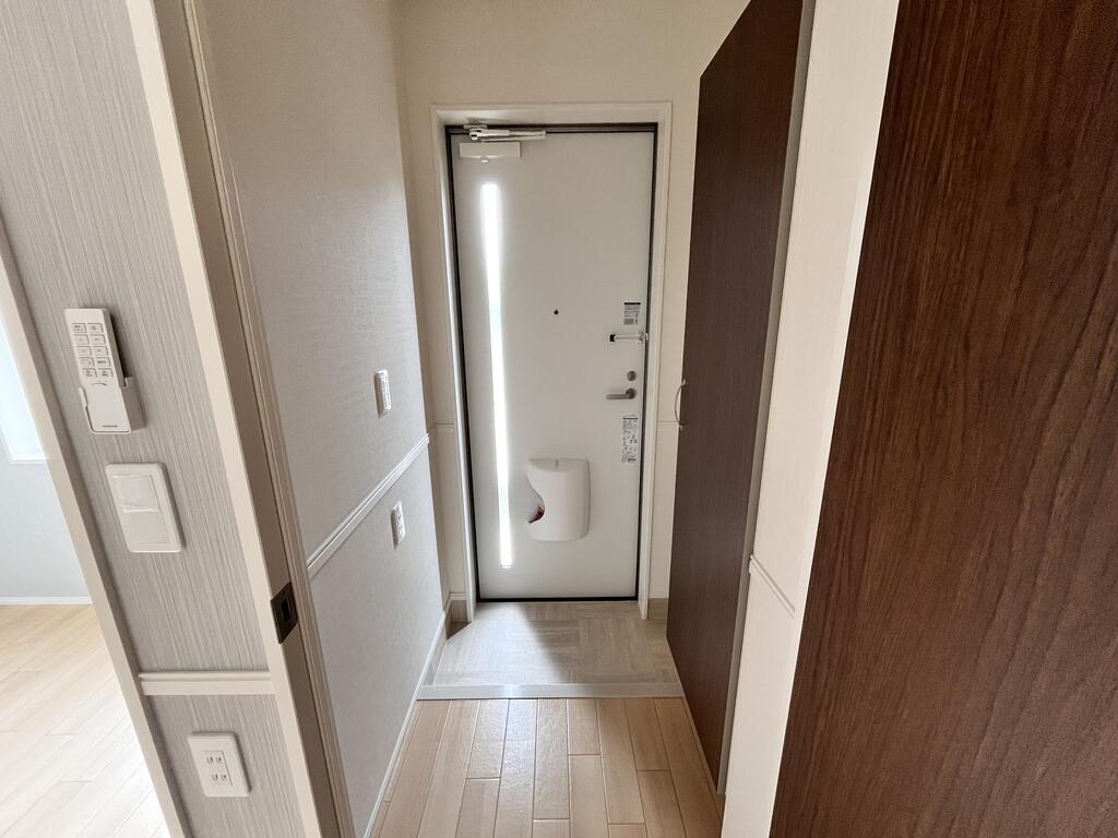 玄関　※同施工会社モデル写真