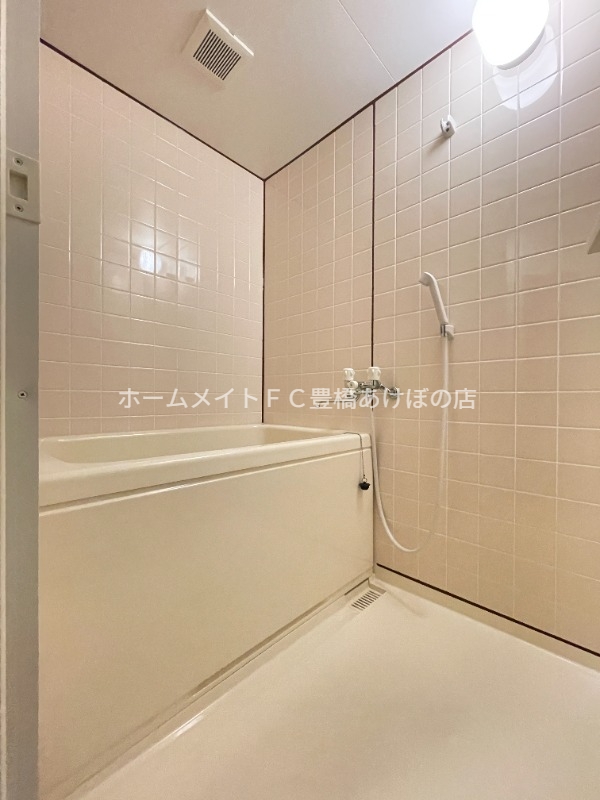 バス・シャワールーム　同型別部屋写真