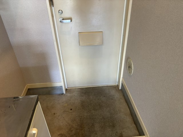 京王線 桜上水駅 徒歩13分 2階建 築39年の玄関写真