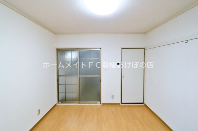居室・リビング　同型別部屋写真