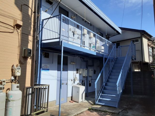 神奈川県横須賀市長浦町４（アパート）の賃貸物件の外観