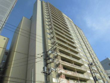 ドゥーエ横浜駅前の建物外観