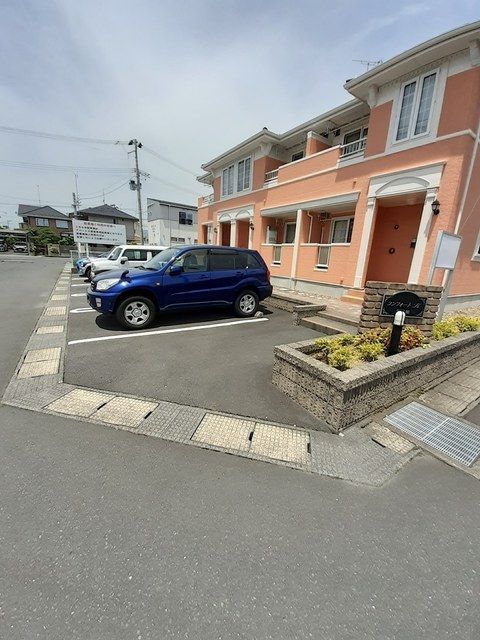 【コンフォートＫ伍番館の駐車場】