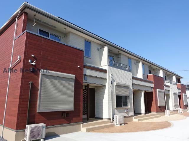 建物外観　建築中