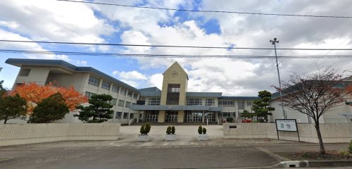 【ラ・ポム田園の中学校】