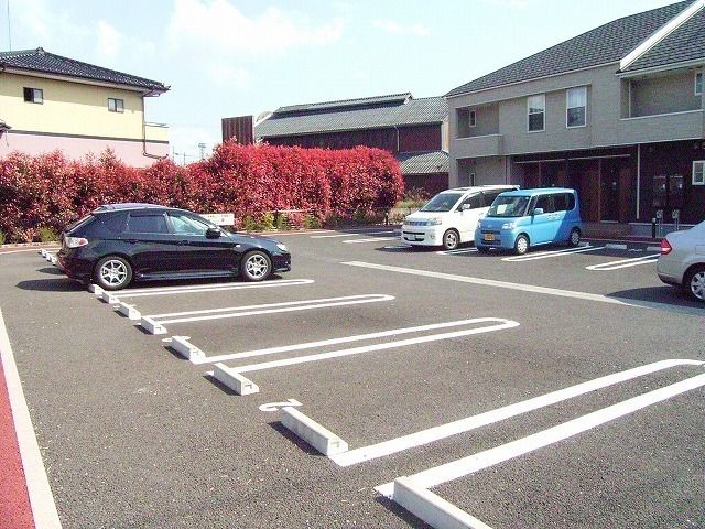 【神埼郡吉野ヶ里町吉田のアパートの駐車場】