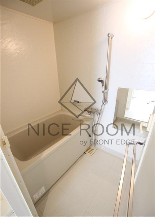 バス・シャワールーム　レキシントンスクエア新町　風呂