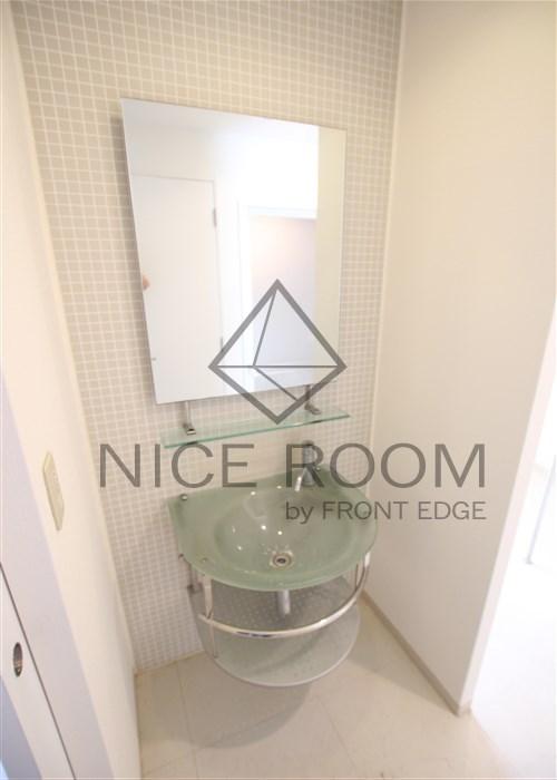 洗面設備　レキシントンスクエア新町　独立洗面台