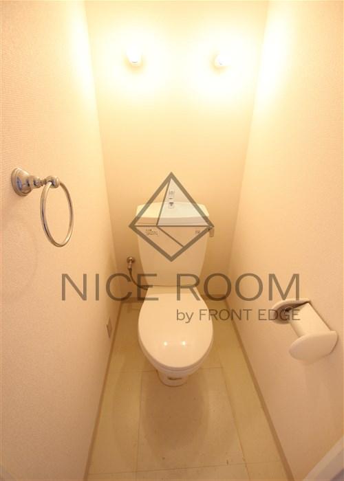 トイレ　レキシントンスクエア新町　トイレ