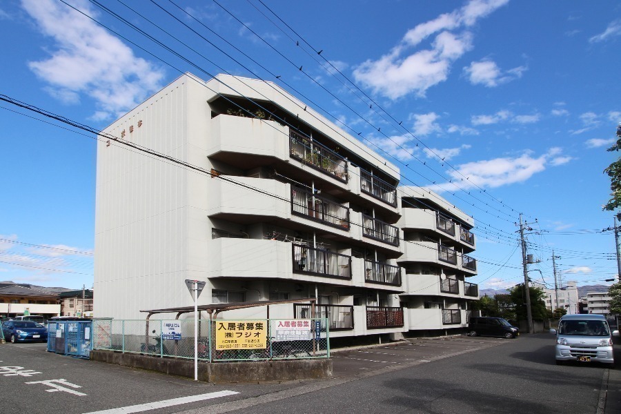 コーポ笹本の建物外観