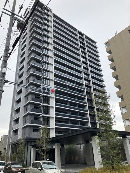 名古屋市中村区則武本通のマンションの建物外観