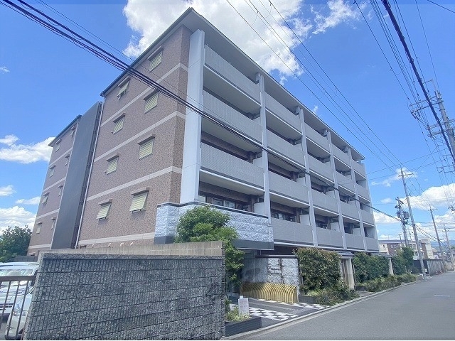 京都市左京区田中門前町のマンションの建物外観