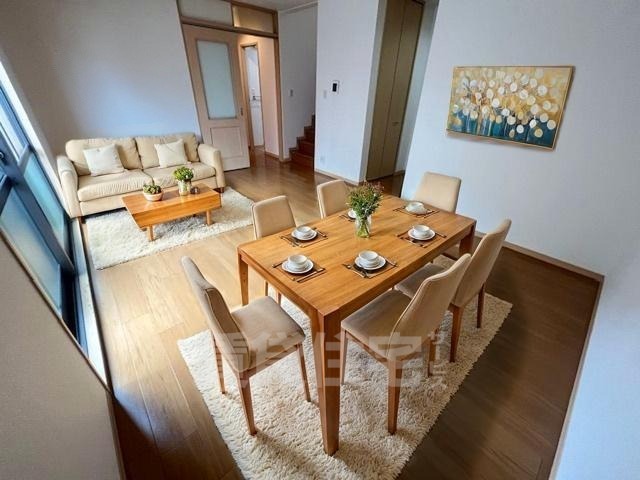 居室・リビング　本画像の家具はCGで作成してます。