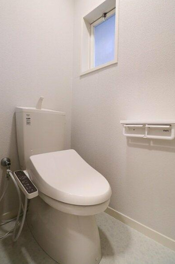 トイレ　落ち着いたトイレです