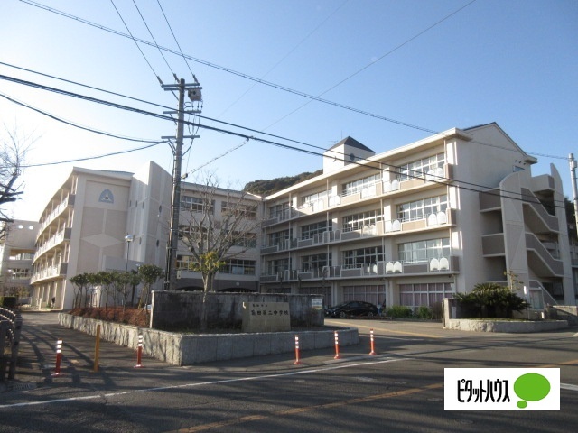 中学校　島田市立島田第二中学校（中学校）まで2088m