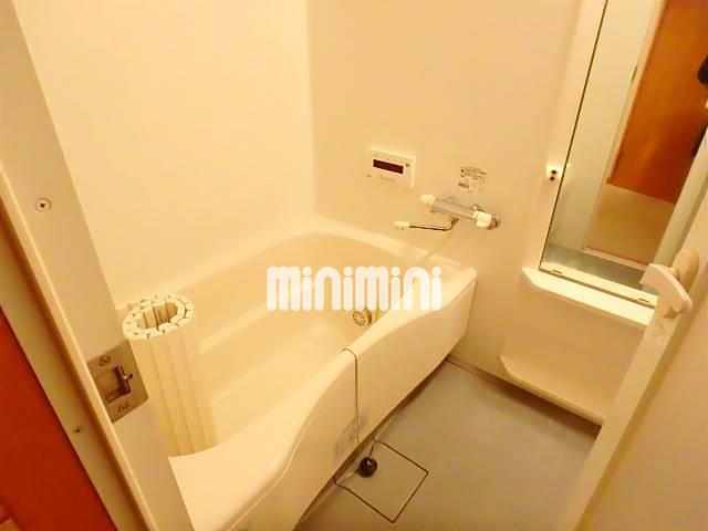 バス・シャワールーム　一日の疲れを癒してくださいませ。