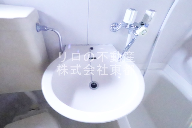 洗面設備　洗面ボウルと鏡もございます☆