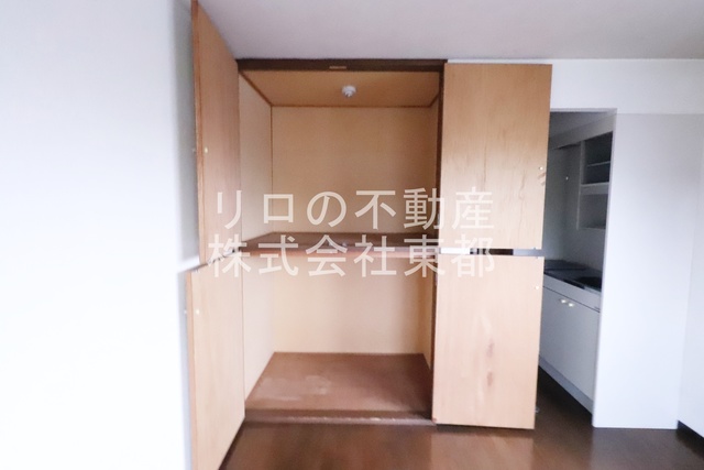 収納　間口・奥行もある収納なのでカラーボックス等でアレンジ可能☆