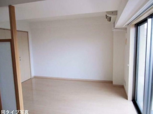 居室・リビング　別号室の参考写真です。