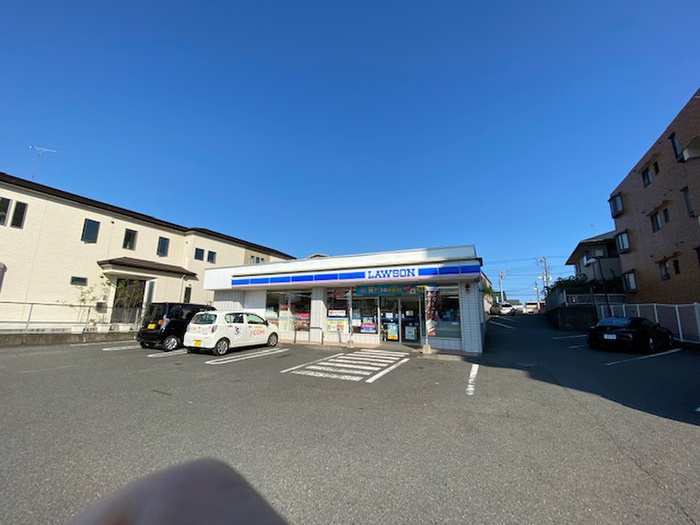 コンビニ　ローソン小田原浜町店（コンビニ）まで450m