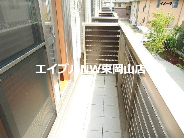 バルコニー　別のお部屋の写真です。実際とは異なります。