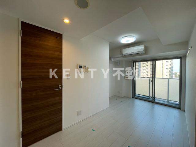 居室・リビング　ゆったり過ごせる居間です