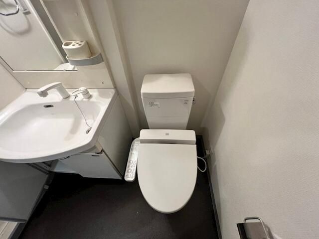 トイレ　トイレもきれいです