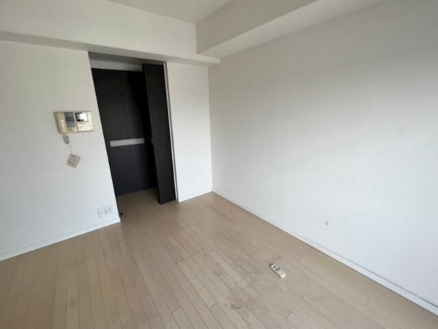 その他部屋・スペース　広くて明るい寝室