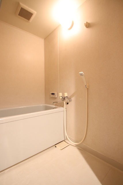 バス・シャワールーム　別室の参考写真です。※現況優先