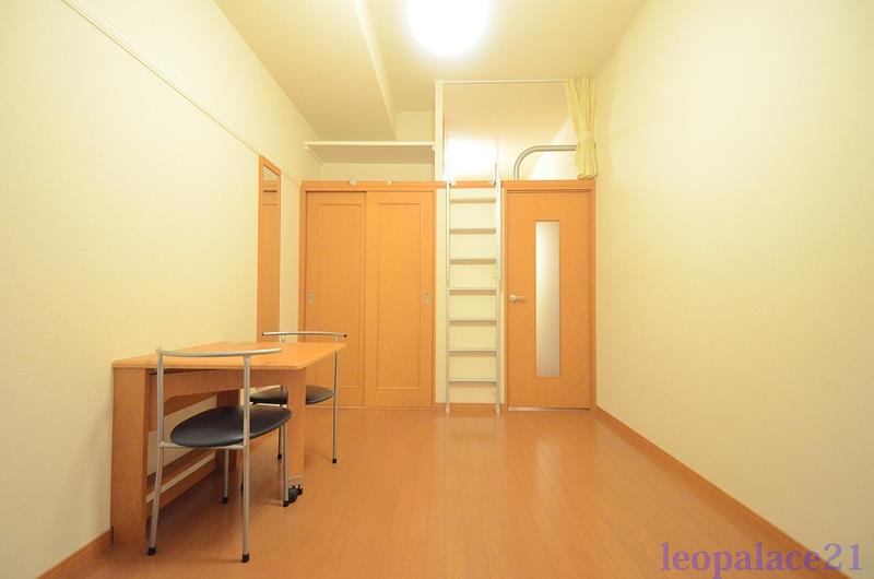 居室・リビング　設備・仕様は号室により異なる為、現況を優先致します。