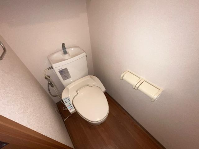 トイレ　シャワー付トイレ