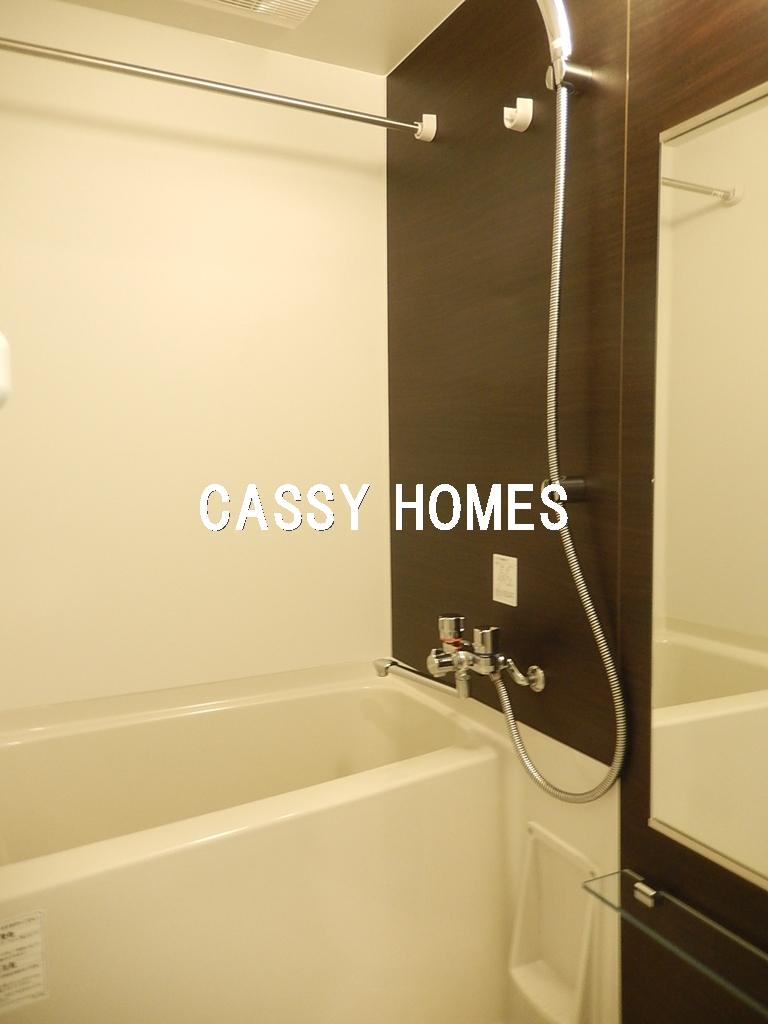 バス・シャワールーム　2015年竣工　分譲賃貸マンション：バス