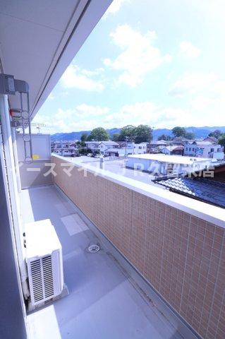 バルコニー　お洗濯にも便利なバルコニー付き