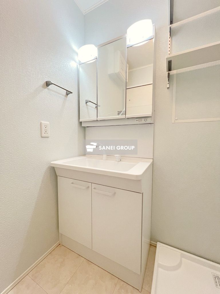 洗面設備　同仕様