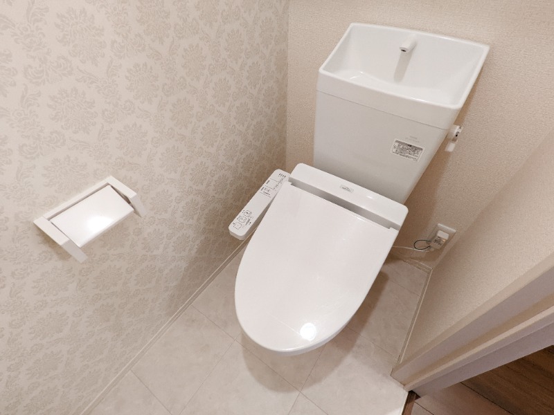 トイレ　図面と現状に相違がある場合には現状を優先