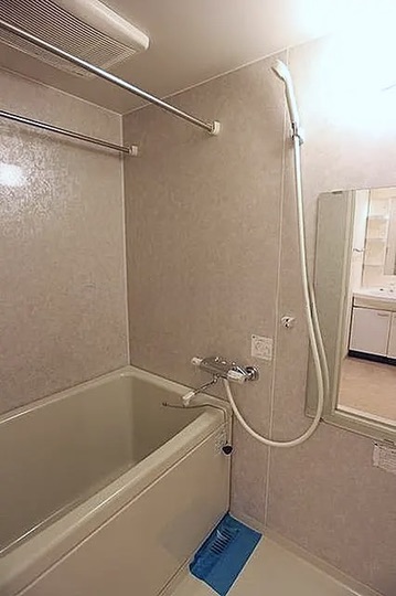 バス・シャワールーム　風呂