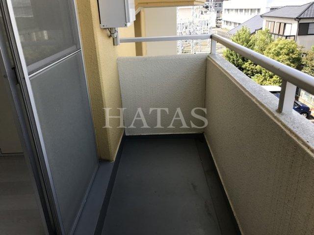 バルコニー　同物件別部屋です。