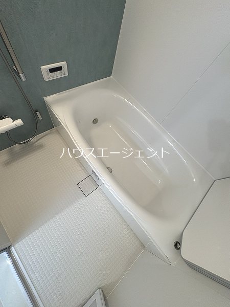 バス・シャワールーム　便利な追炊き機能が付いています