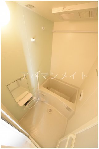 バス・シャワールーム　お風呂で日々の疲れを落としましょう