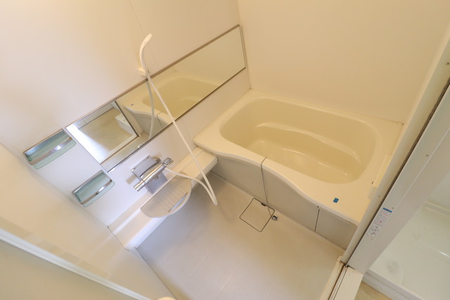 バス・シャワールーム　お風呂