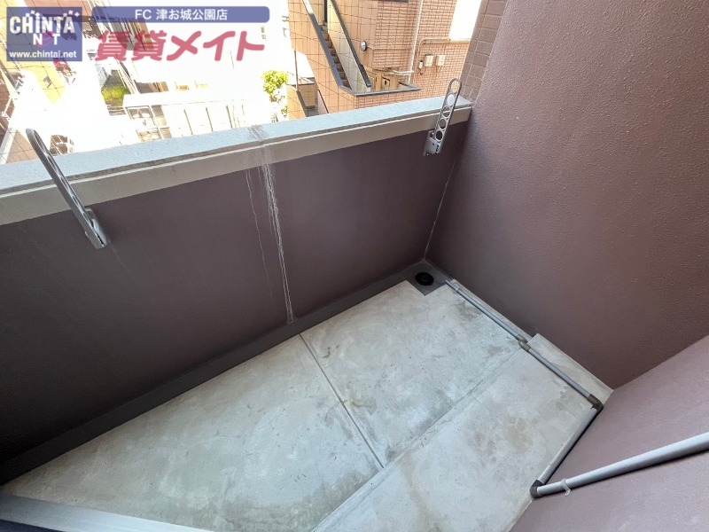 バルコニー　同型参考写真